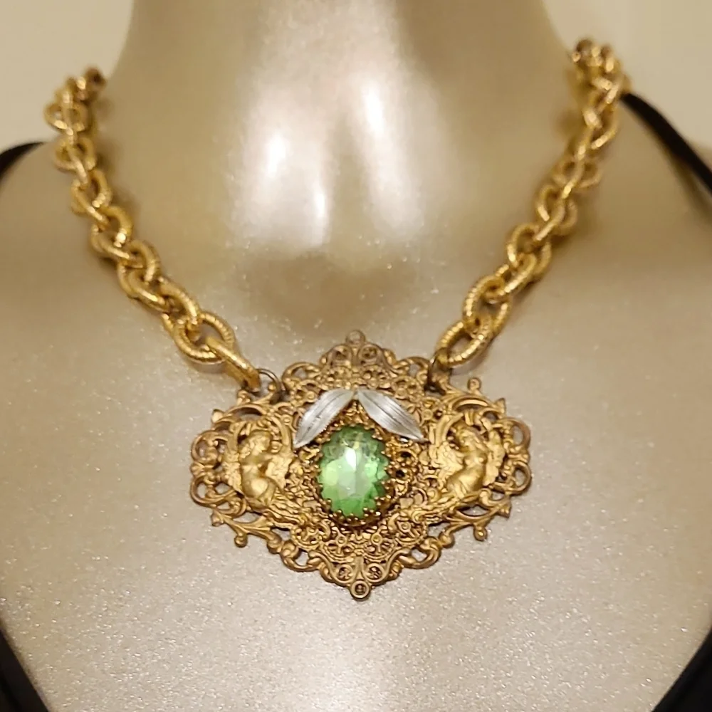 VINTAGE HANDMADE REPURPOSED ANGEL CRYSTAL PENDANT NECKLACE - Picture 8 of 15